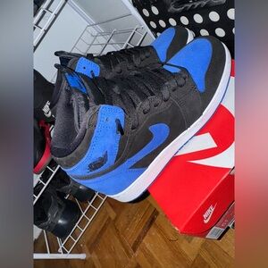 Air jordan 1 "royal reimagined"